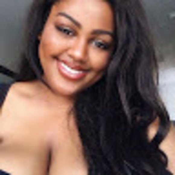 Meet your Posher, Thatfashion - Picture 1 of 1